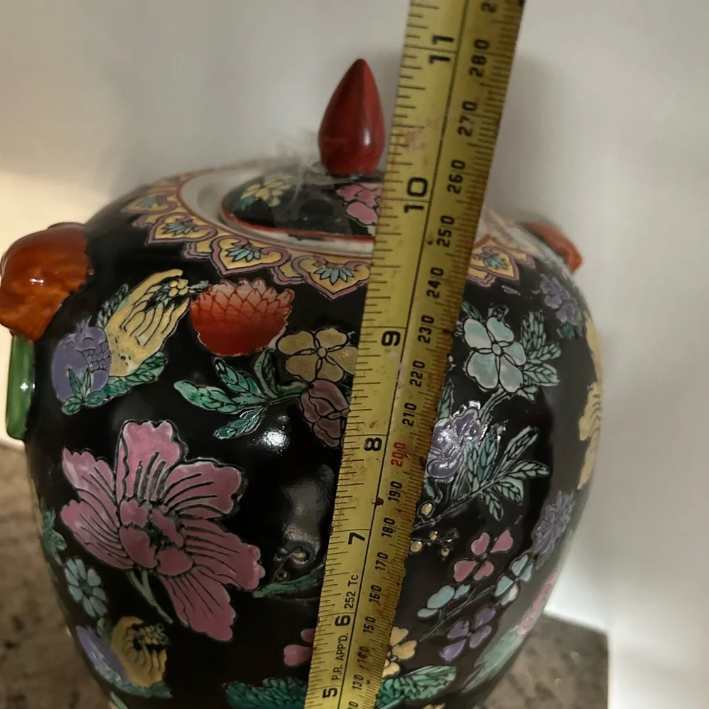 Chinese Famille Noir Foo Dog Ginger Jar with lid Vintage Chinoiserie decor MCM